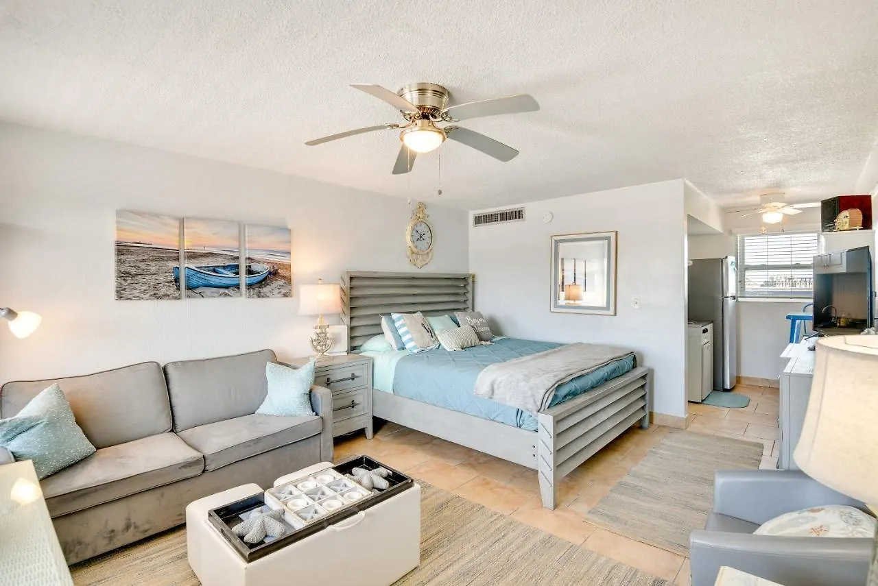 Apartment Daytona Beach Condo With Smart Tv, Steps To Ocean